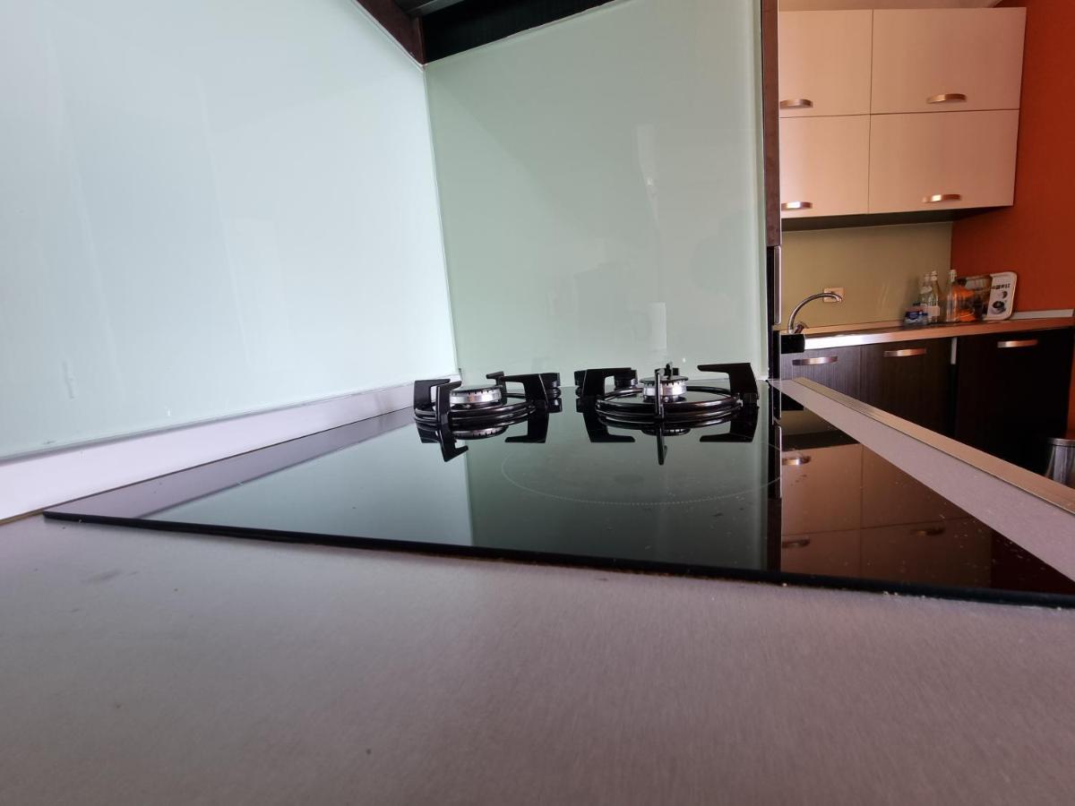 Moonshine Apartament Tirana Kültér fotó