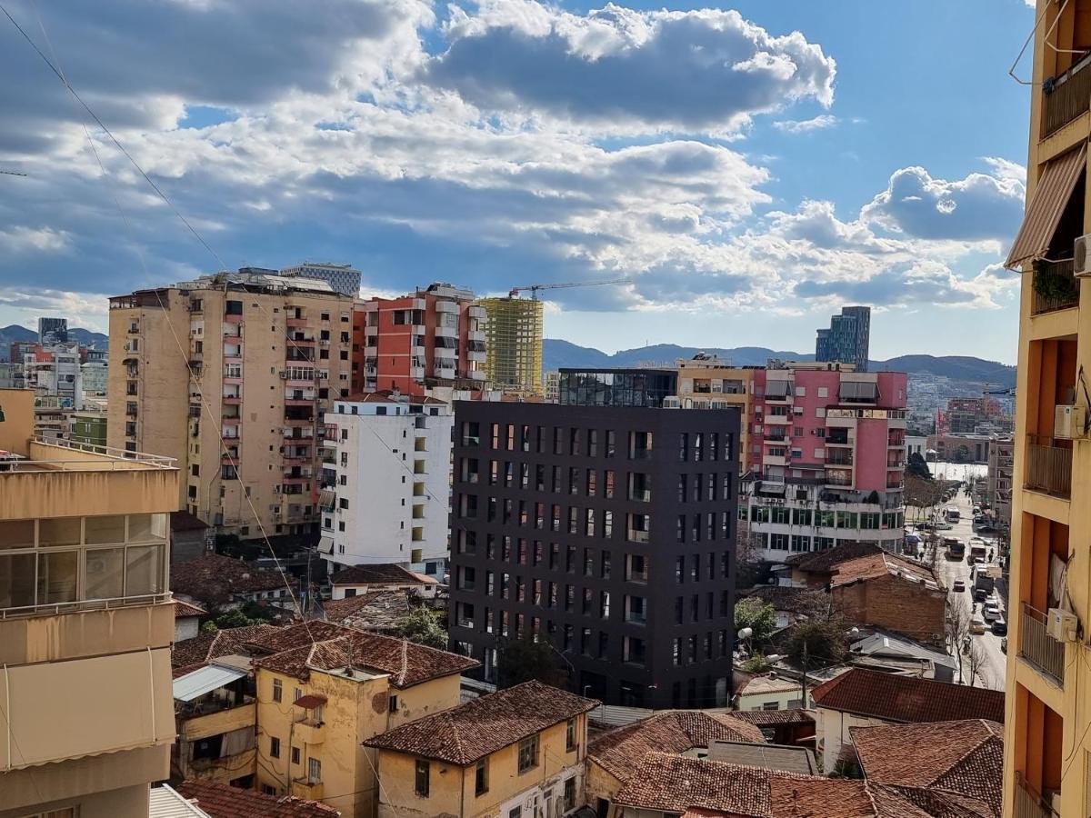 Moonshine Apartament Tirana Kültér fotó