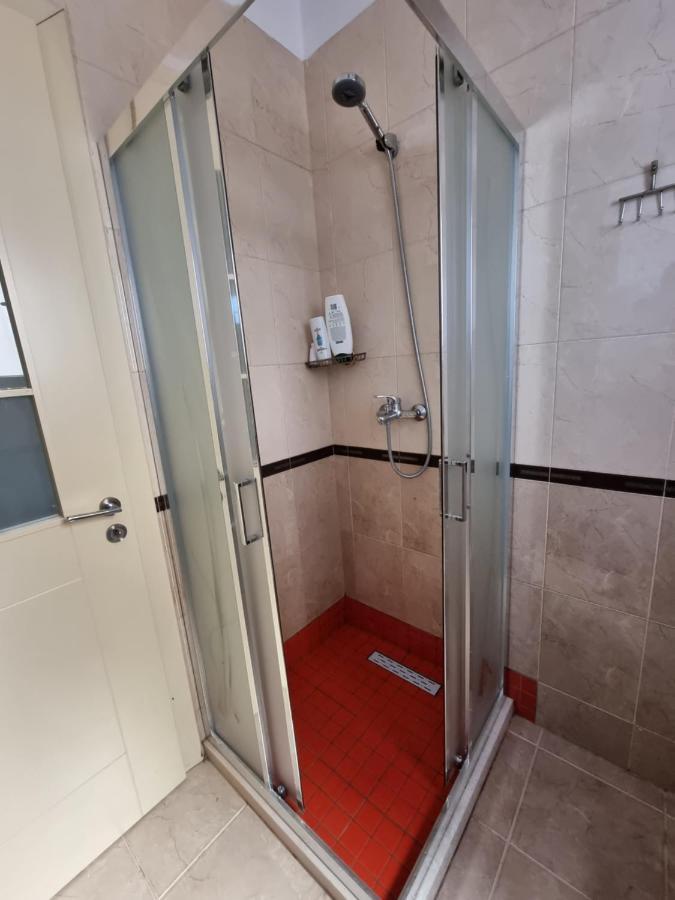 Moonshine Apartament Tirana Kültér fotó