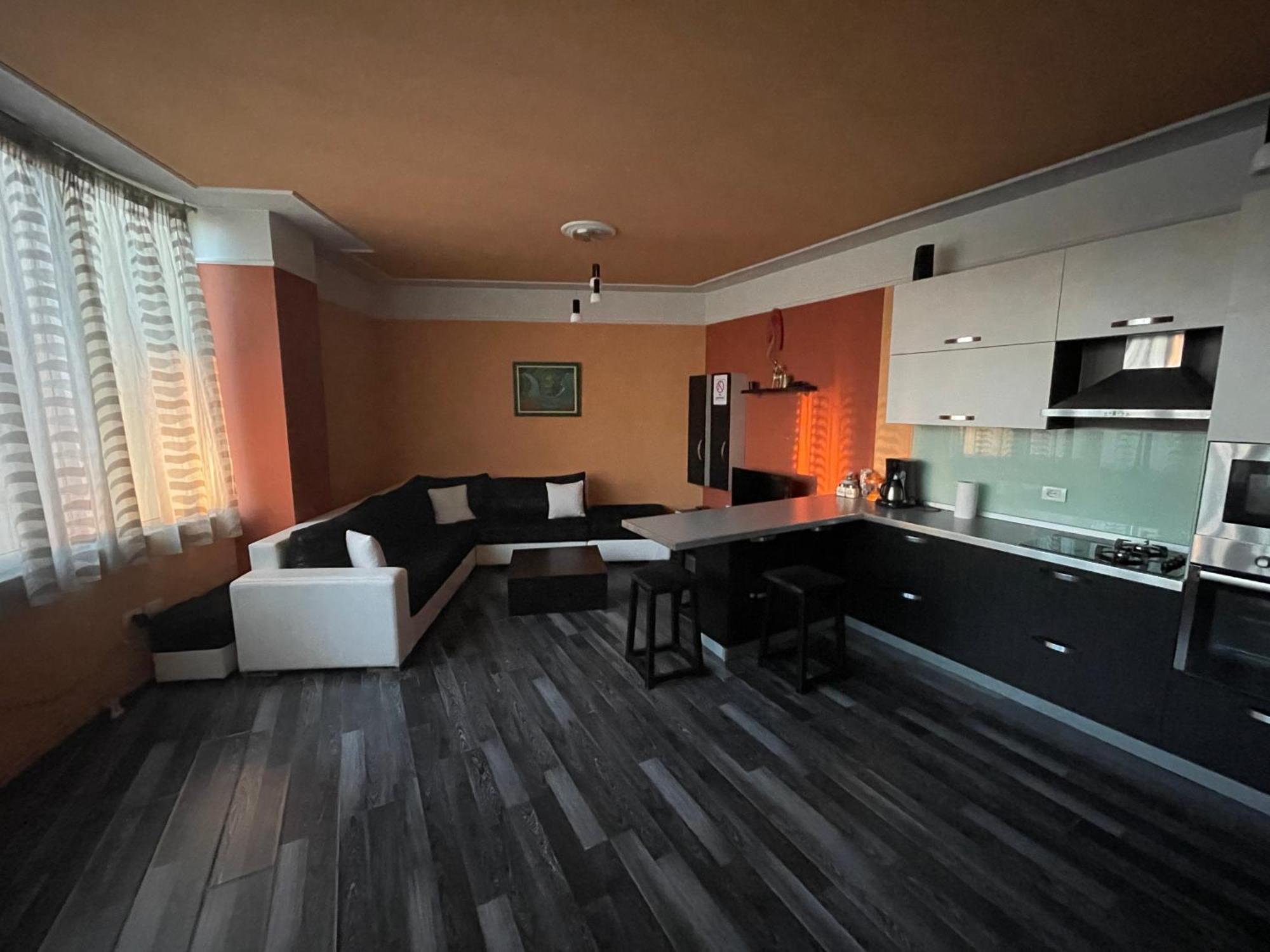 Moonshine Apartament Tirana Kültér fotó